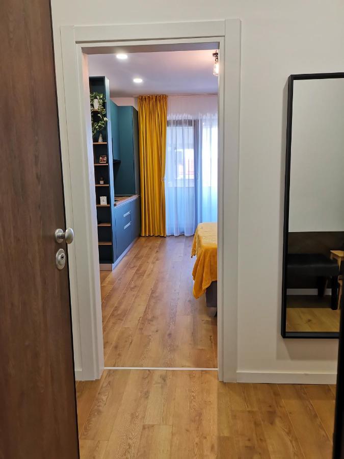 Sunset Bucharest Rebreanu Apartment Luaran gambar